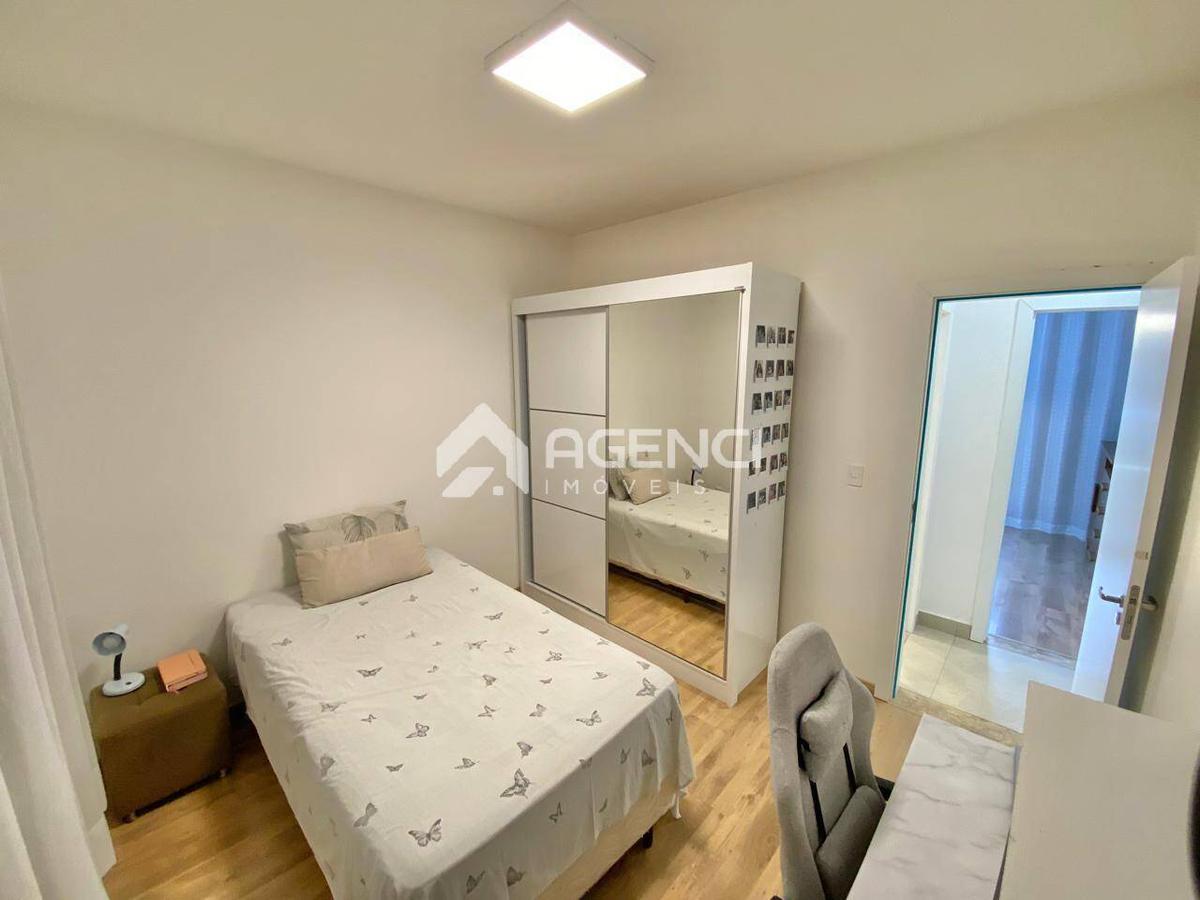 Apartamento, Cabral, 3 Quartos, 0 Vaga, 1 Suíte
