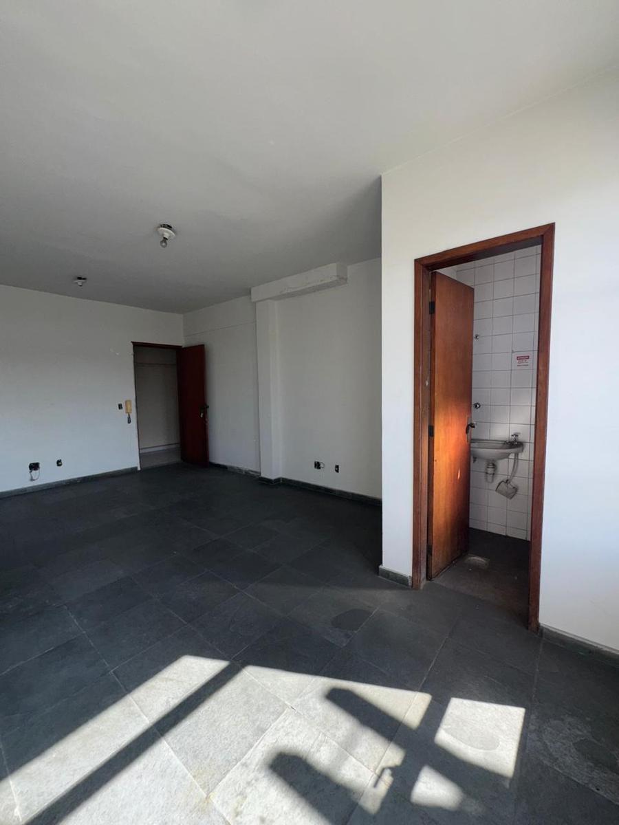 Sala, Itapoã, 0 Quarto, 0 Vaga