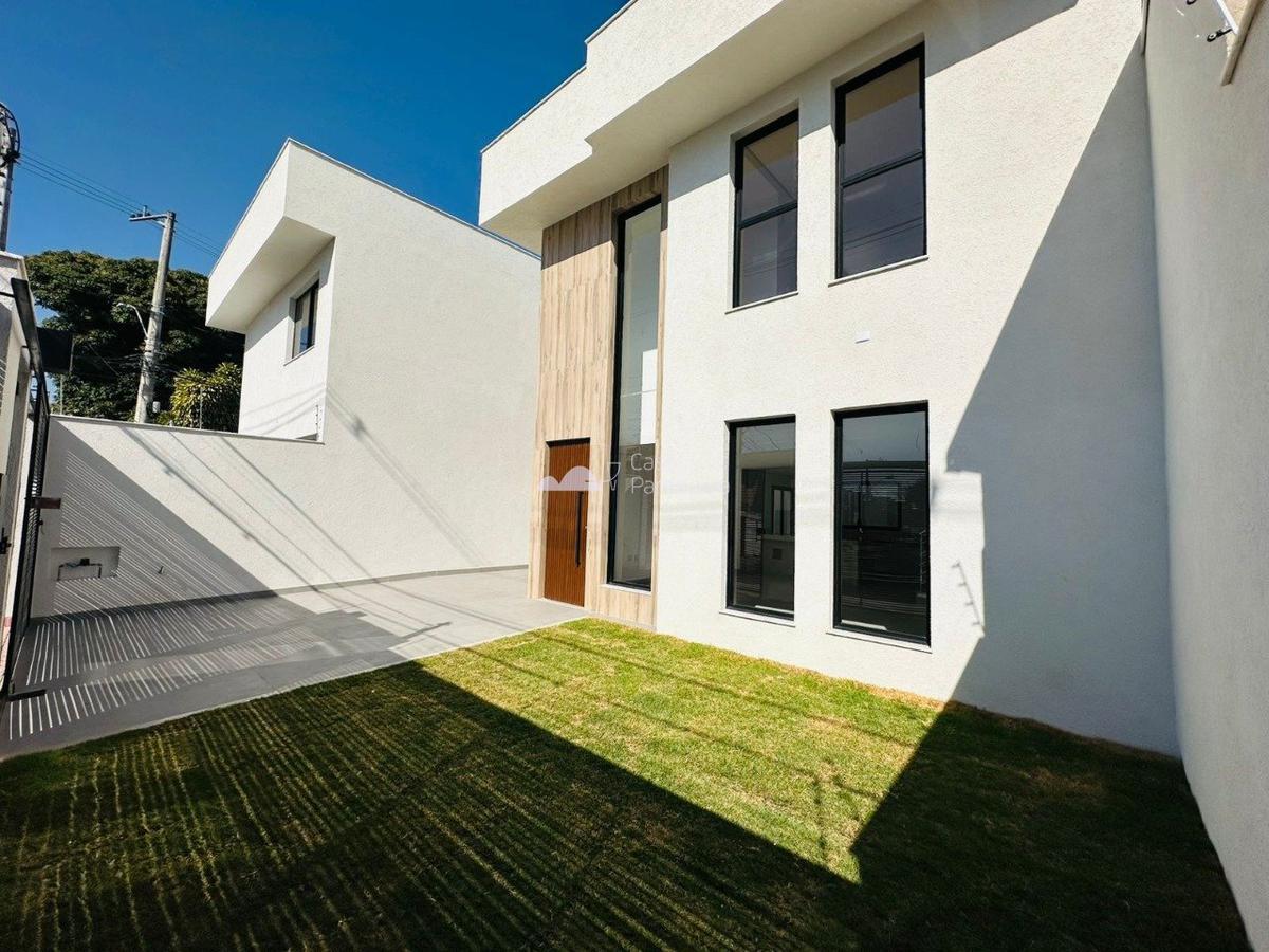 Casa, Planalto, 3 Quartos, 4 Vagas, 3 Suítes