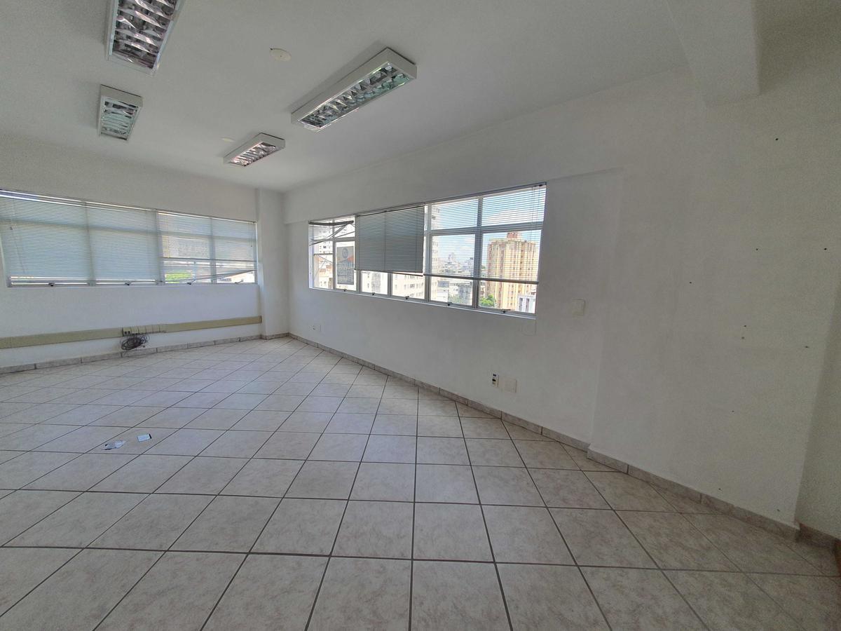 Sala, Nova Granada, 0 Quarto, 1 Vaga