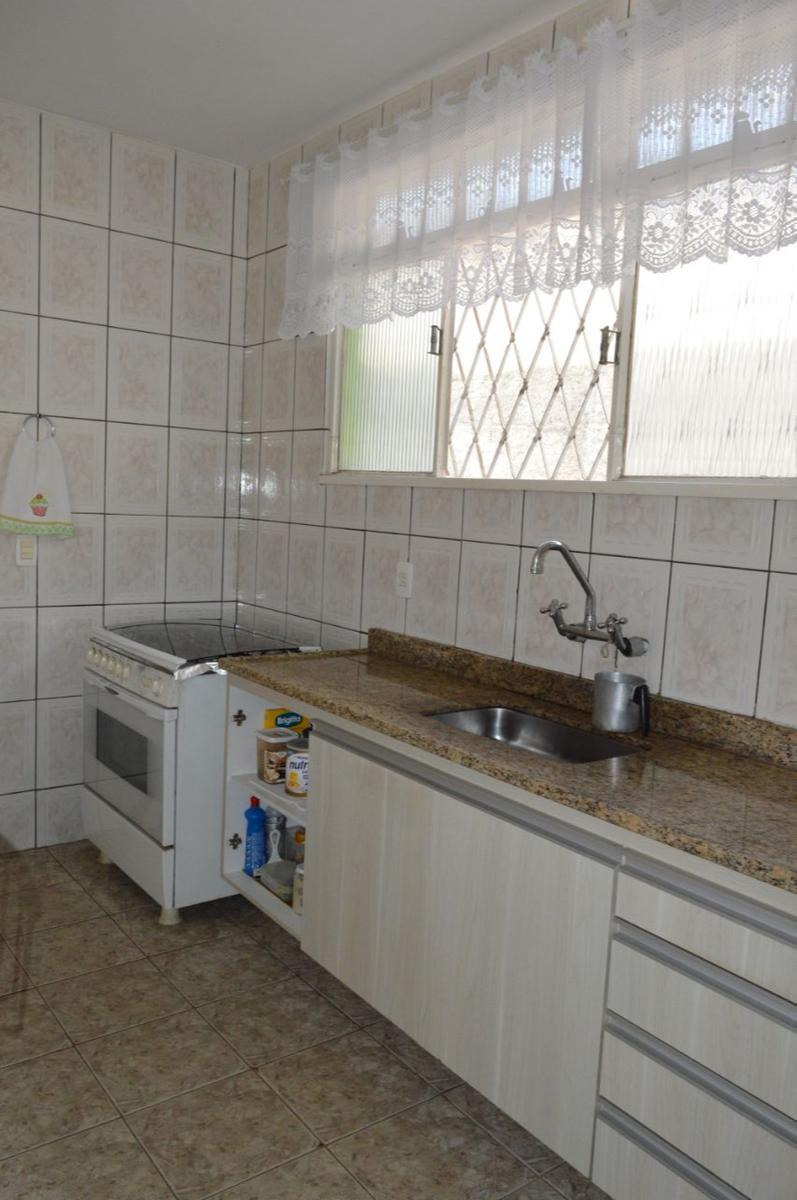 Casa, Trevo, 2 Quartos, 10 Vagas, 1 Suíte