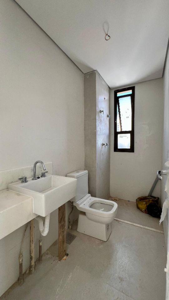 Cobertura, Funcionários, 3 Quartos, 2 Vagas, 1 Suíte