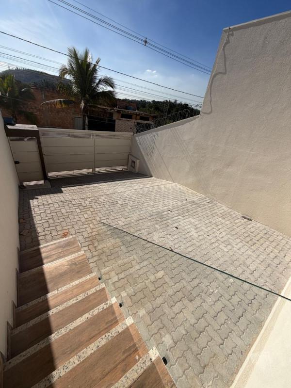 Casa, Masterville, 3 Quartos, 4 Vagas, 1 Suíte