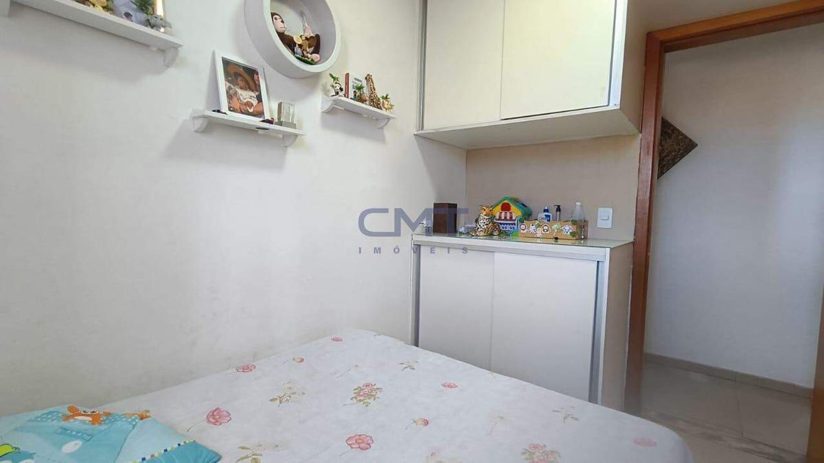 Apartamento, Estoril, 3 Quartos, 1 Vaga, 1 Suíte
