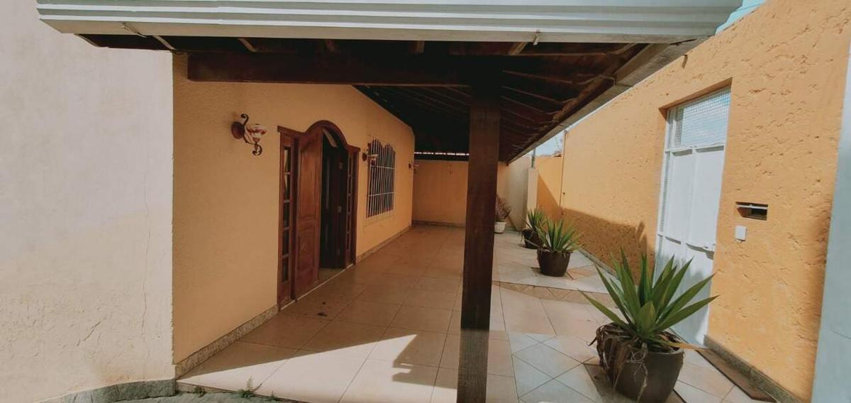 Casa, Canaã, 5 Quartos, 8 Vagas, 1 Suíte