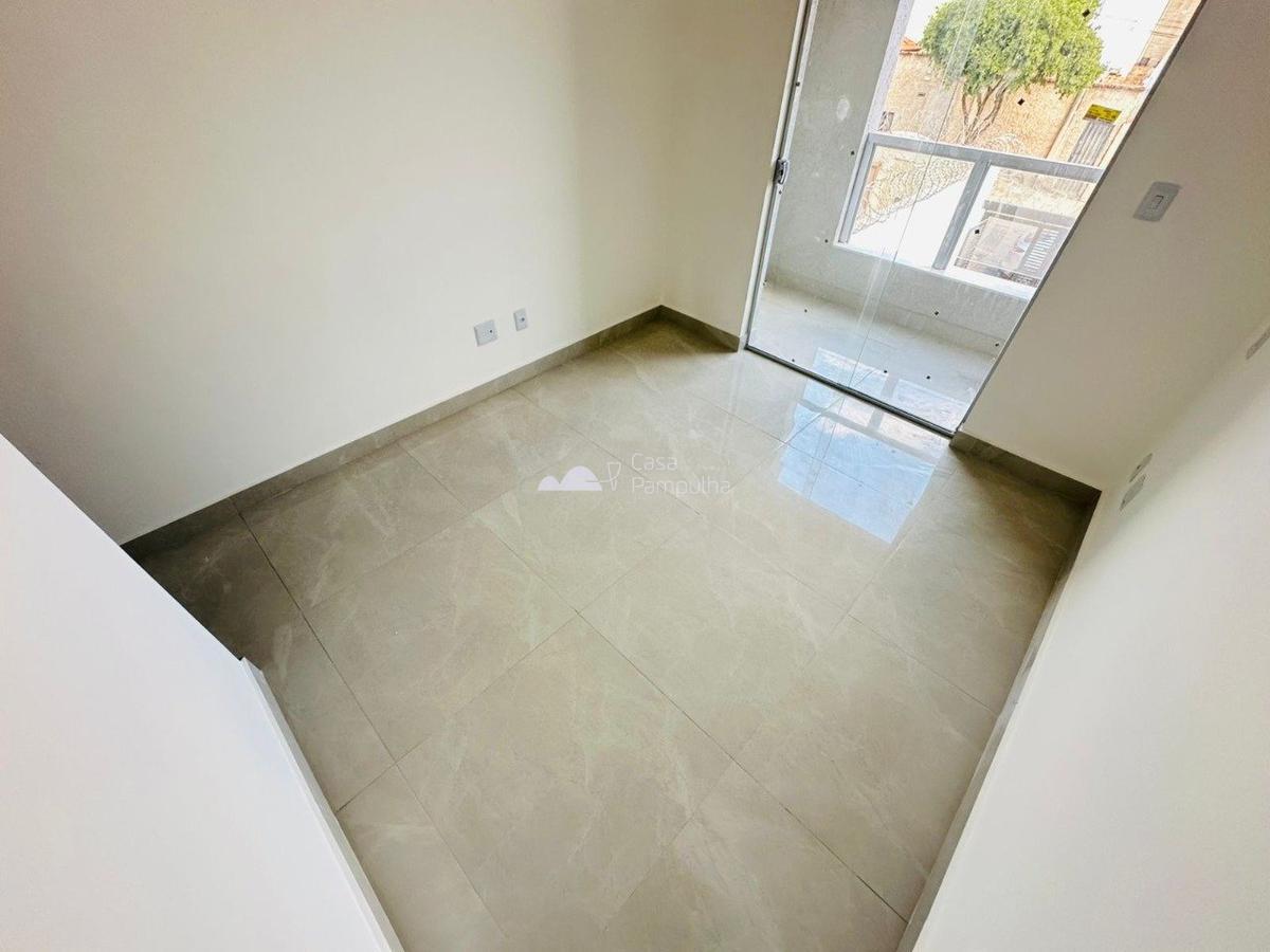 Casa, Floramar, 2 Quartos, 1 Vaga, 2 Suítes