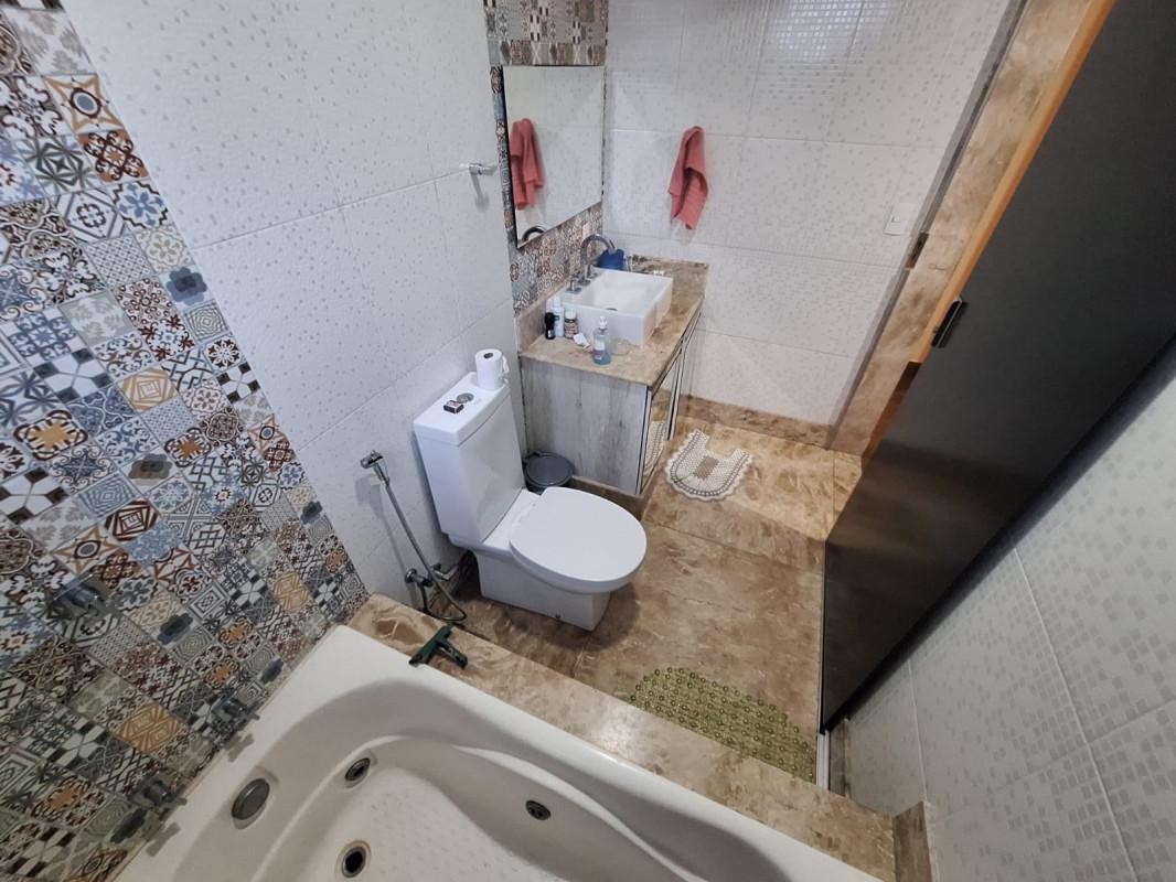 Casa, Sevilha (2 Seção), 3 Quartos, 2 Vagas, 1 Suíte