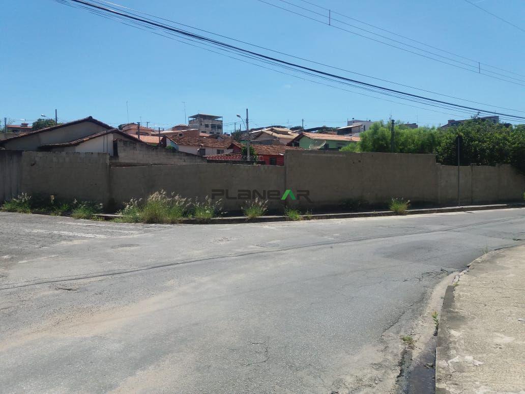 Lote, Conjunto Habitacional Bueno Franco, 0 Quarto, 0 Vaga