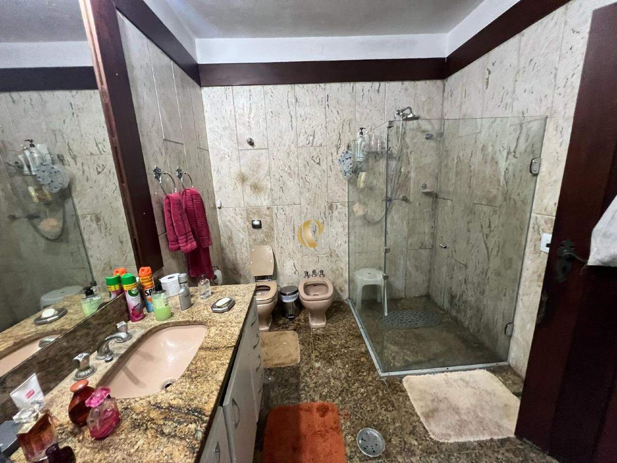 Casa, Jardim Cambuí, 6 Quartos, 8 Vagas, 4 Suítes