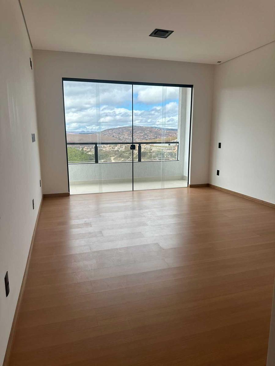 Casa, Condomínio Ville Des Lacs, 4 Quartos, 6 Vagas, 3 Suítes