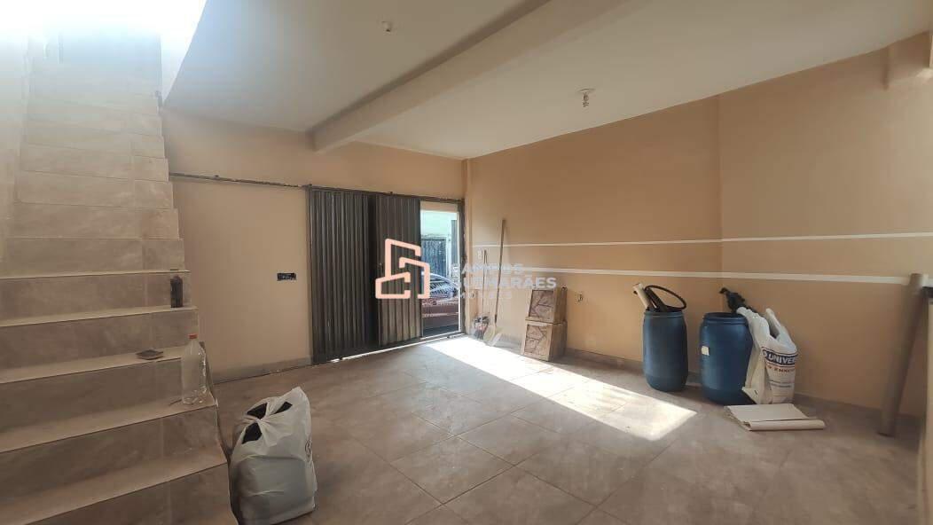 Casa, Oitis, 3 Quartos, 1 Vaga, 1 Suíte