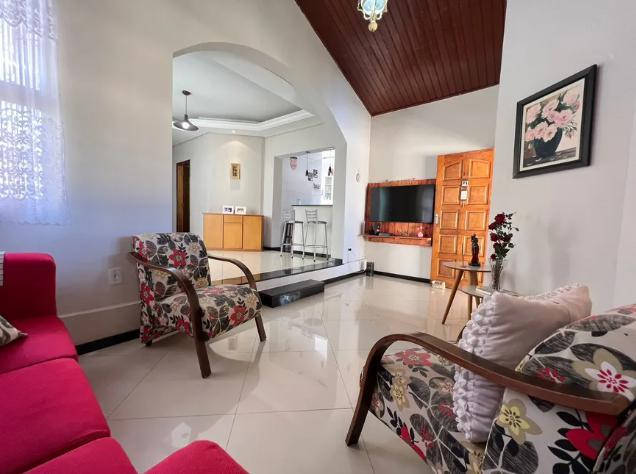 Casa, Planalto, 2 Quartos, 3 Vagas, 2 Suítes