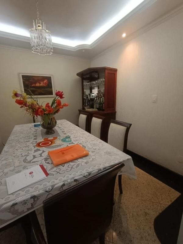 Casa, Piratininga (venda Nova), 6 Quartos, 4 Vagas, 1 Suíte