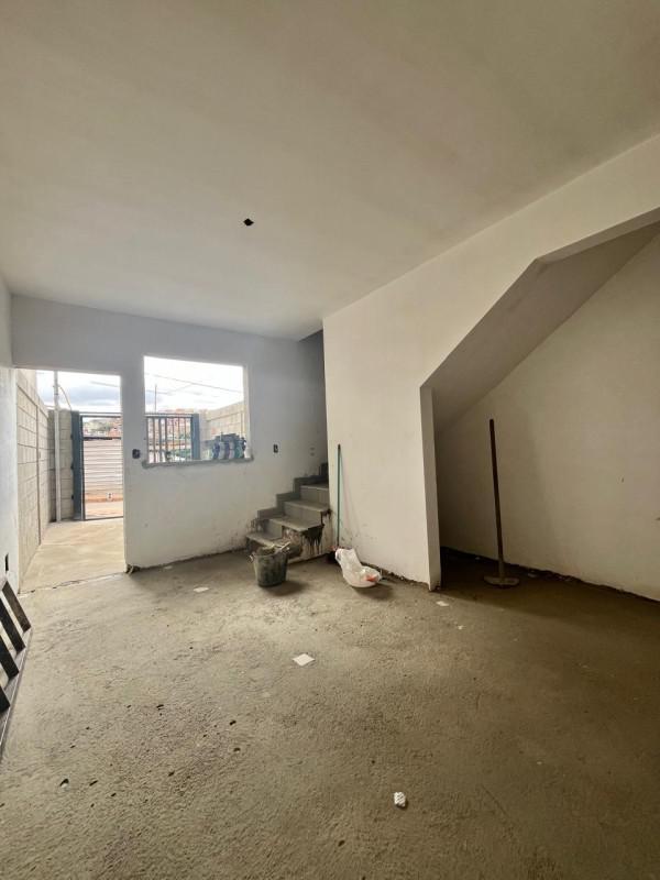 Casa, Novo Barreirinho, 2 Quartos, 1 Vaga, 1 Suíte