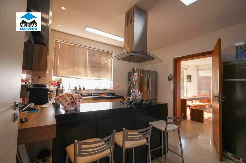 Casa, Mangabeiras, 4 Quartos, 4 Vagas, 1 Suíte