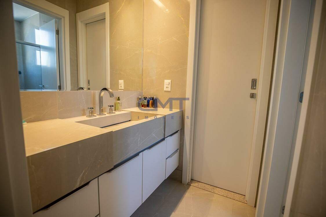 Apartamento, Anchieta, 4 Quartos, 0 Vaga, 4 Suítes