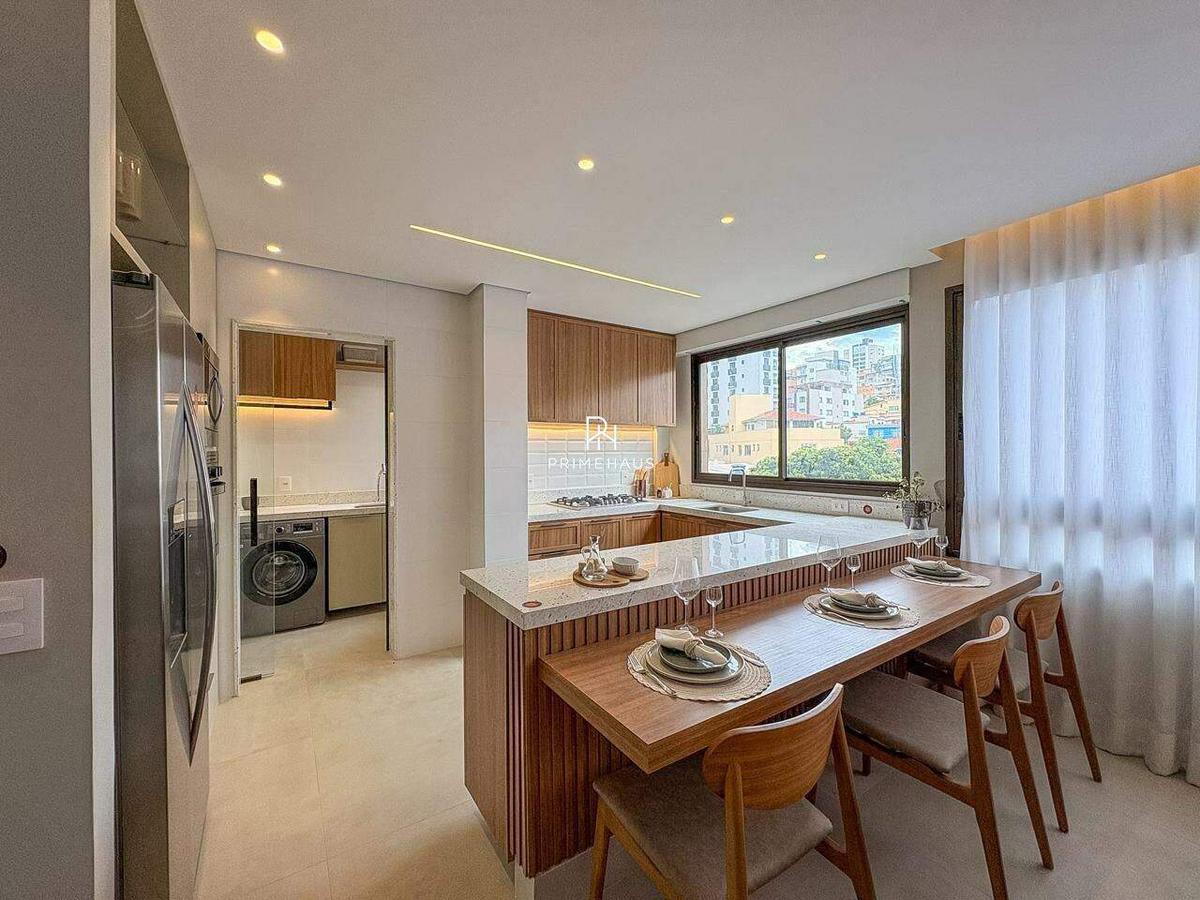 Apartamento, Barreiro, 3 Quartos, 2 Vagas, 1 Suíte