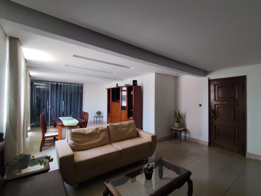 Cobertura, Barro Preto, 5 Quartos, 0 Vaga, 1 Suíte