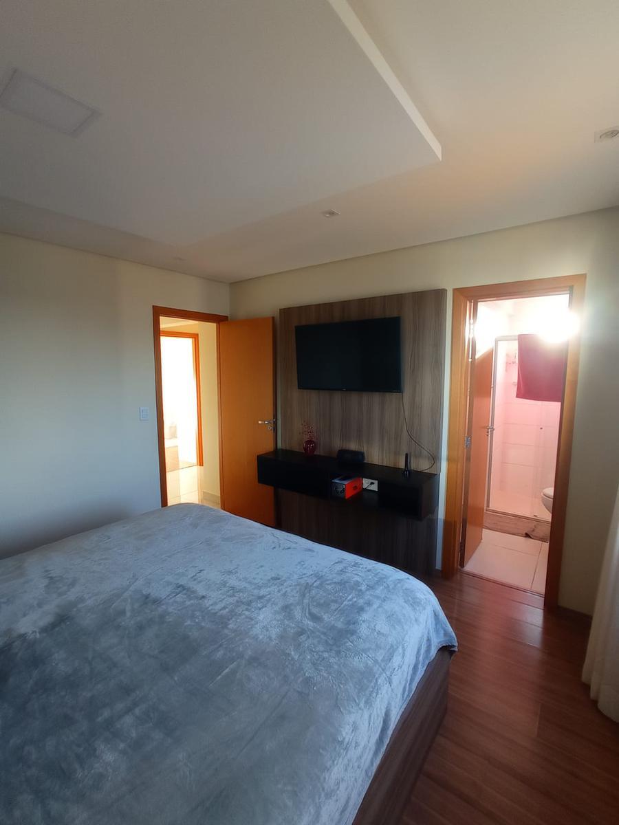 Apartamento, Castelo, 3 Quartos, 2 Vagas, 1 Suíte