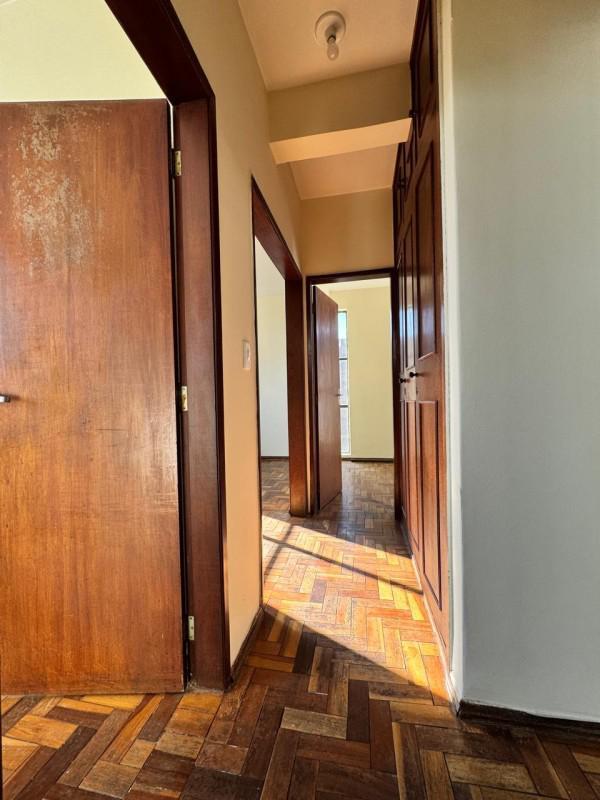 Apartamento, Sagrada Família, 2 Quartos, 1 Vaga