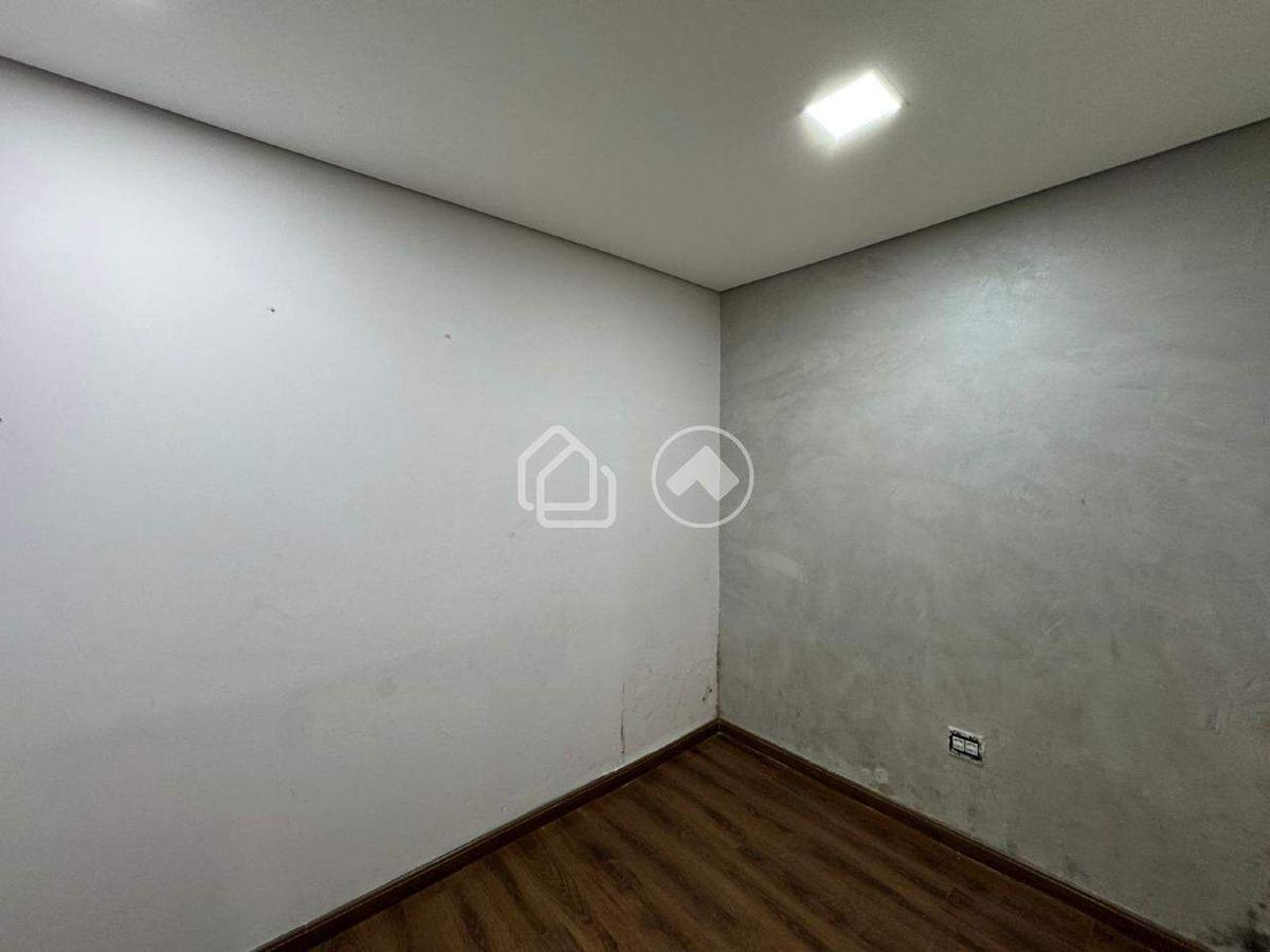 Loja, Buritis, 10 Vagas