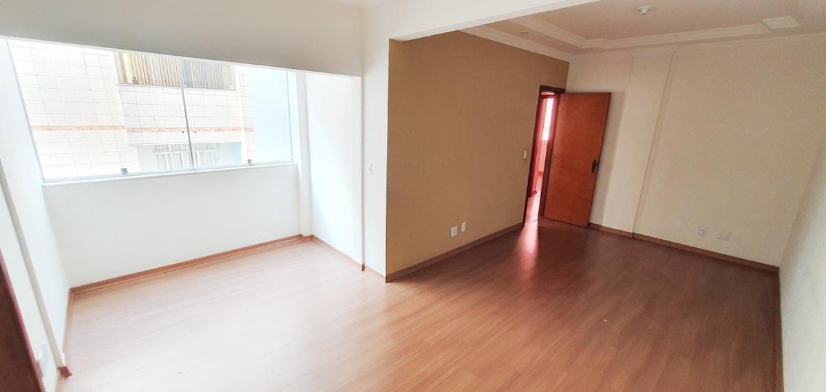 Apartamento, Sagrada Família, 3 Quartos, 1 Vaga, 1 Suíte