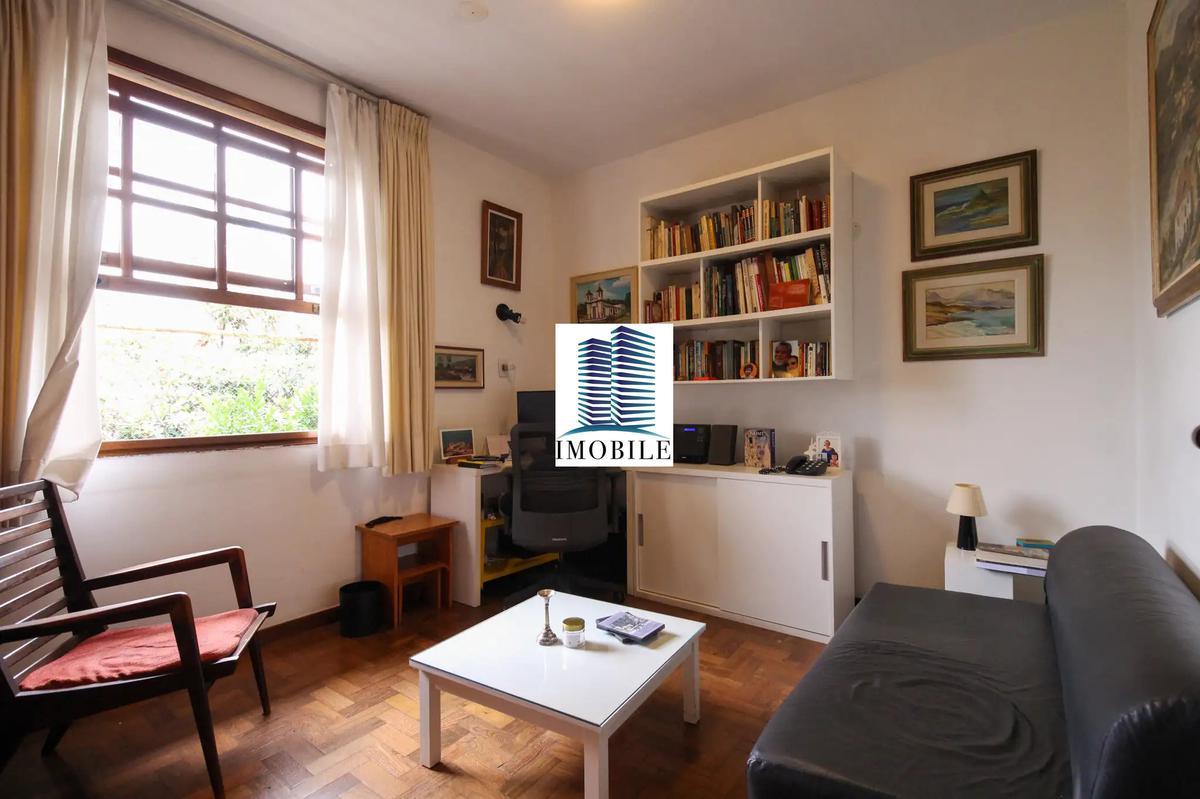 Casa, Serra, 4 Quartos, 5 Vagas, 1 Suíte