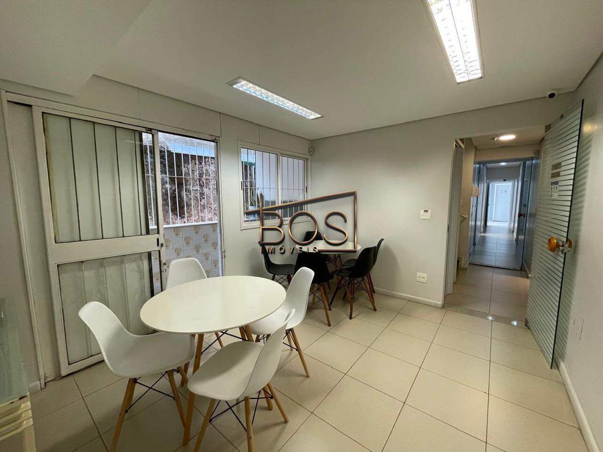 Casa, Vila Paris, 6 Quartos, 4 Vagas