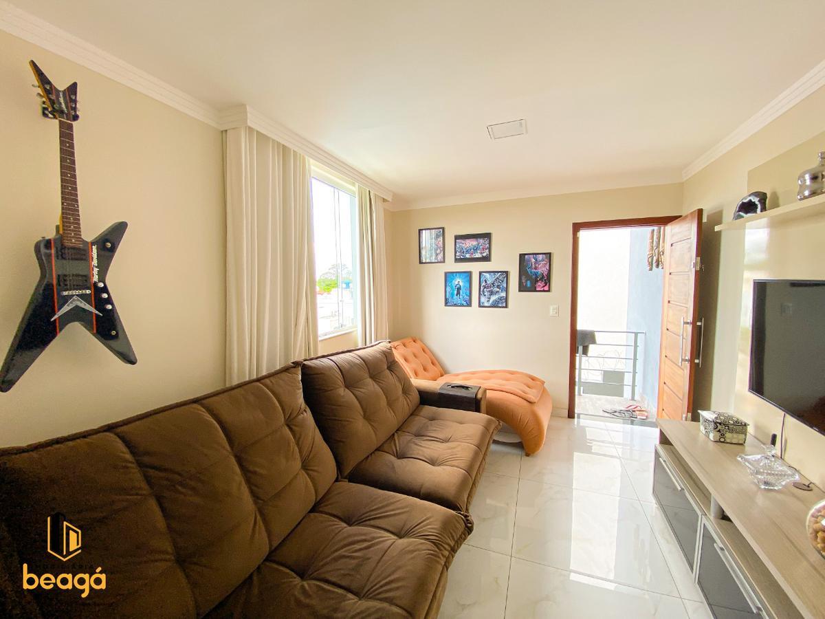 Casa, Trevo, 4 Quartos, 4 Vagas, 1 Suíte