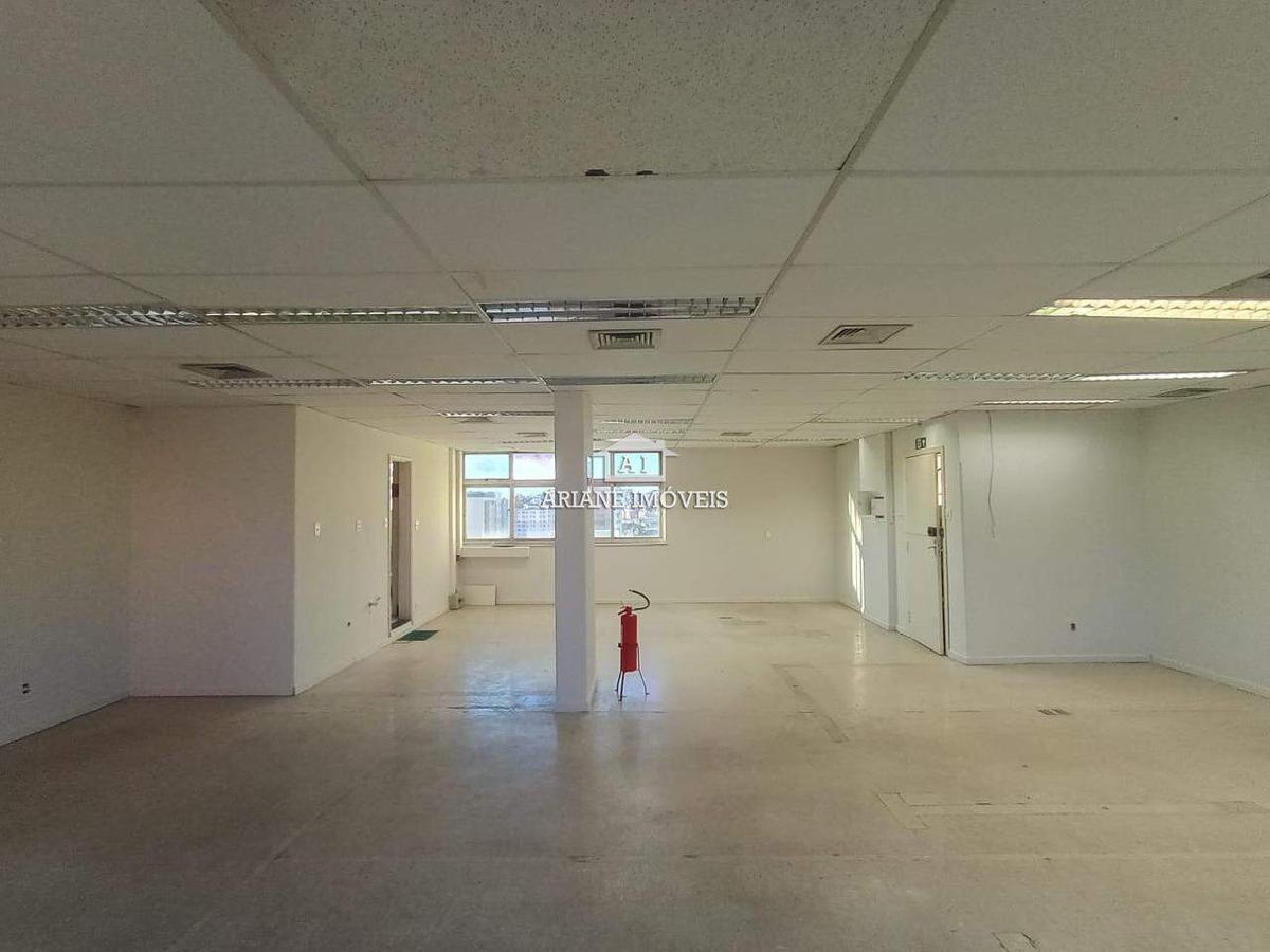 Sala, Centro, 0 Quarto, 0 Vaga