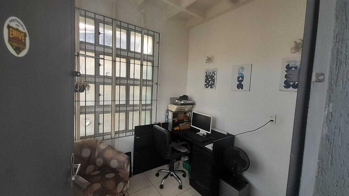 Casa, Jardim América, 3 Quartos, 2 Vagas, 1 Suíte