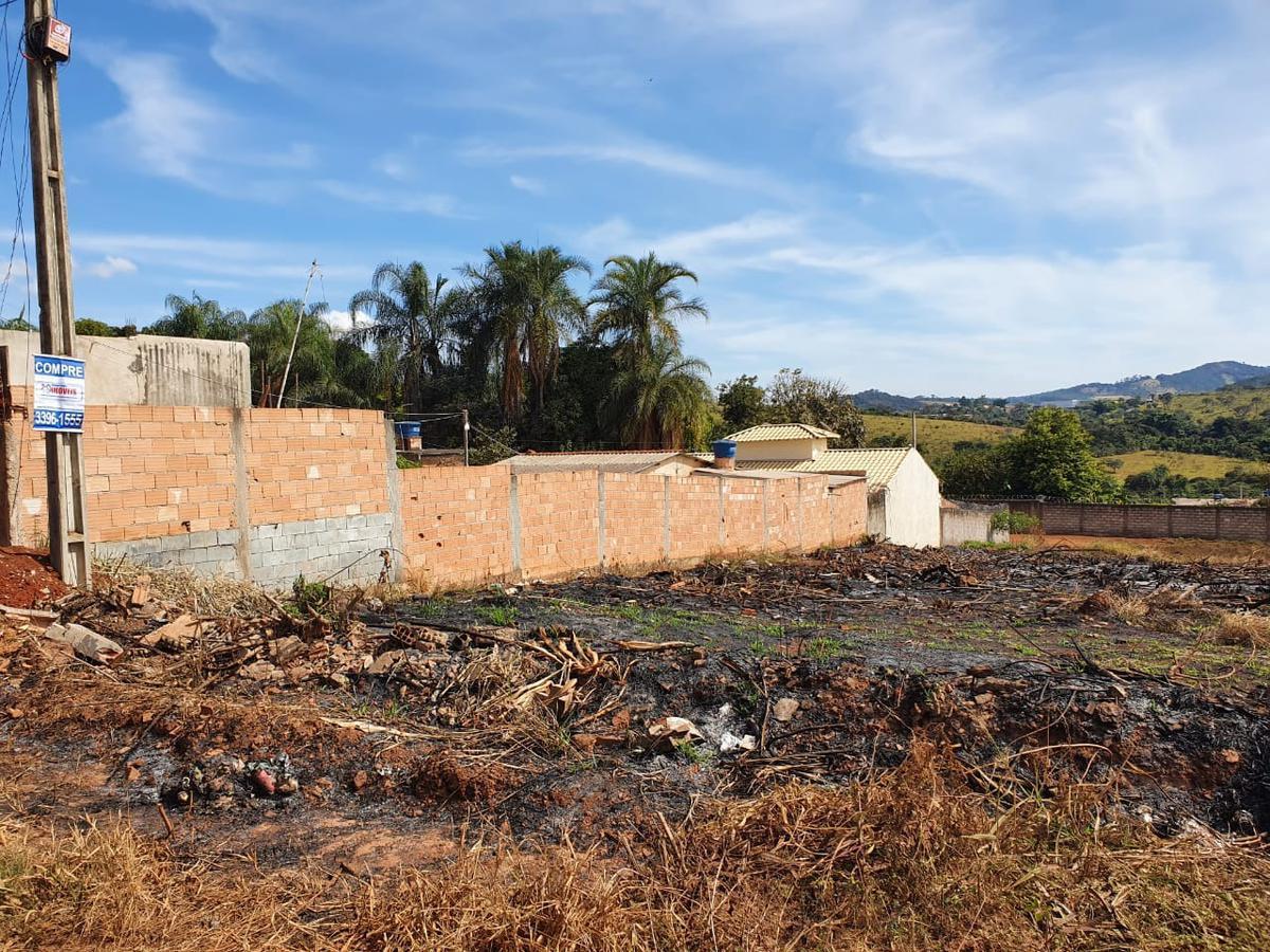 Lote, Planalto, 0 Quarto, 0 Vaga