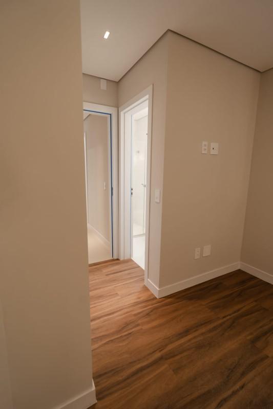 Apartamento, Sagrada Família, 2 Quartos, 2 Vagas, 1 Suíte