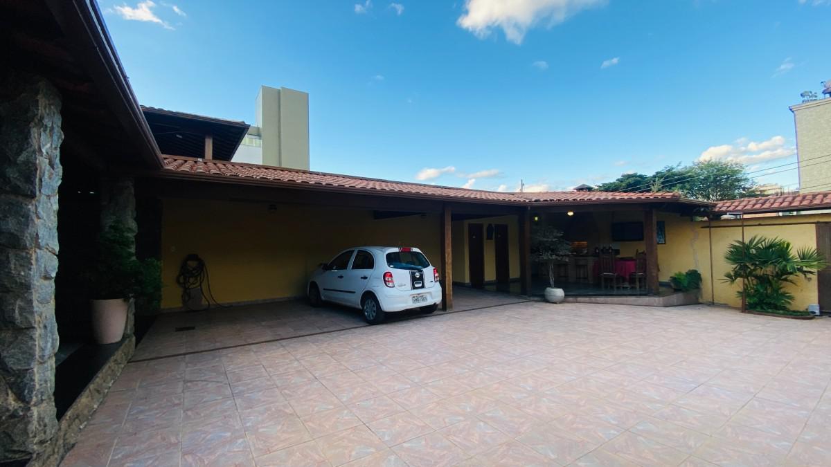 Casa, Ouro Preto, 4 Quartos, 10 Vagas, 1 Suíte