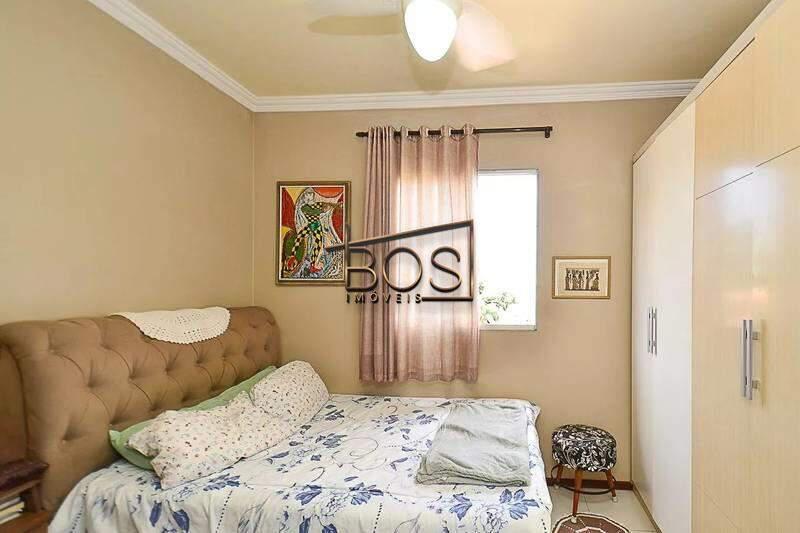 Apartamento, Sagrada Família, 2 Quartos, 1 Vaga, 1 Suíte