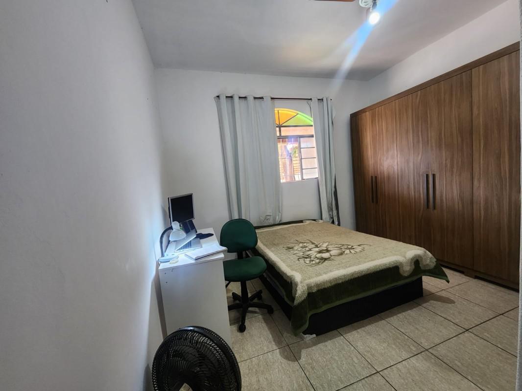 Casa, Coqueiros, 4 Quartos, 6 Vagas, 2 Suítes