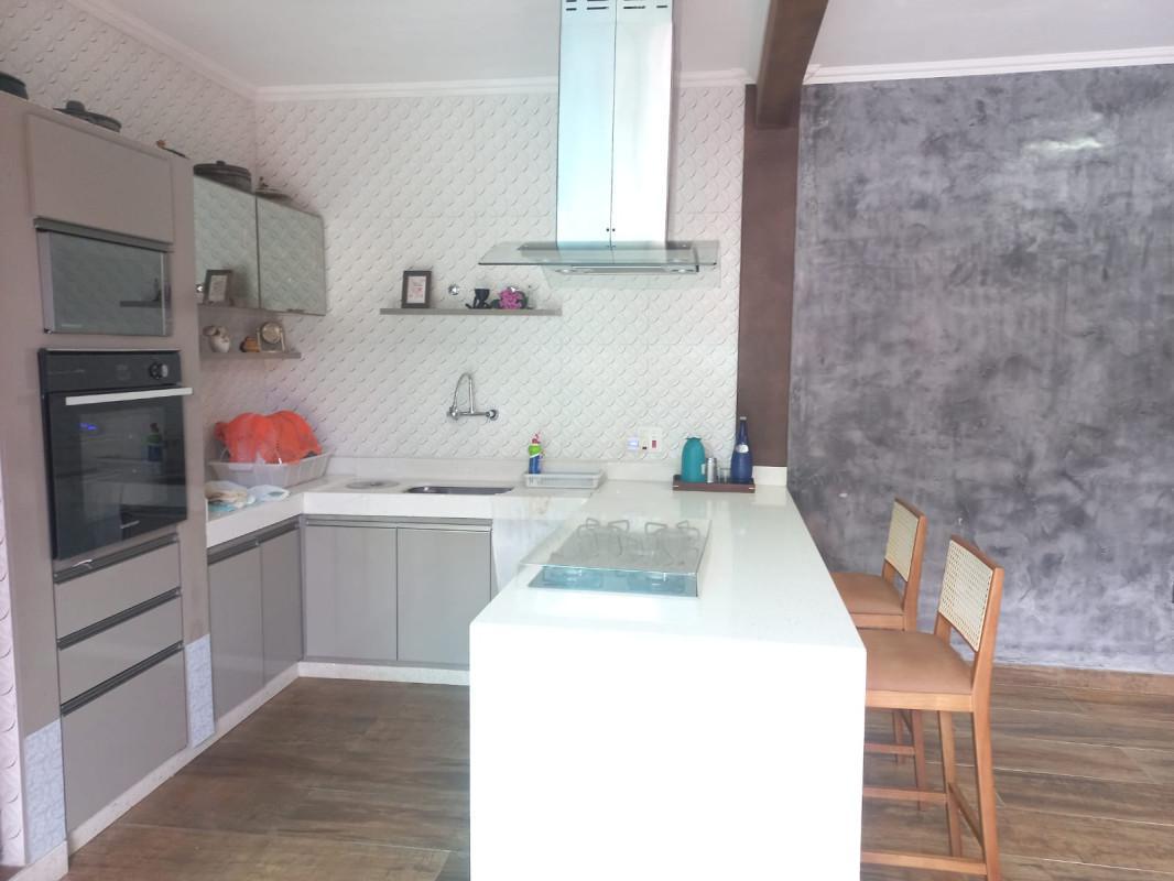 Casa, Itapoã, 3 Quartos, 2 Vagas, 1 Suíte