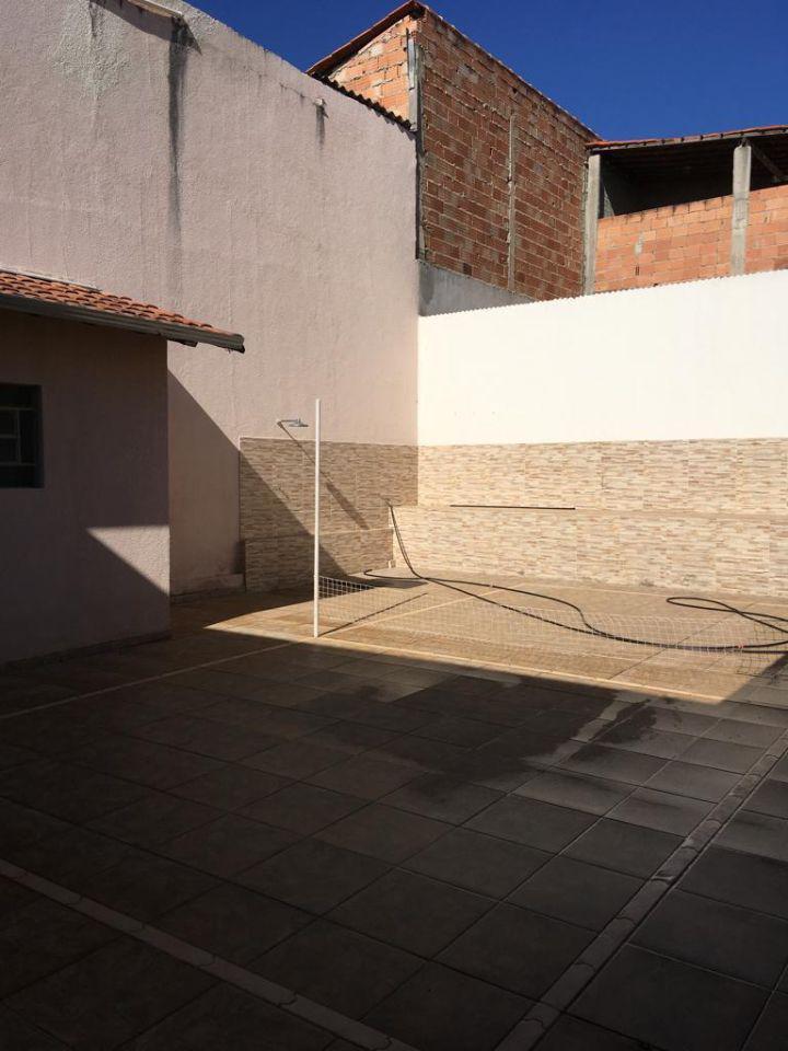 Casa, Vale das Amendoeiras, 2 Quartos, 4 Vagas, 1 Suíte