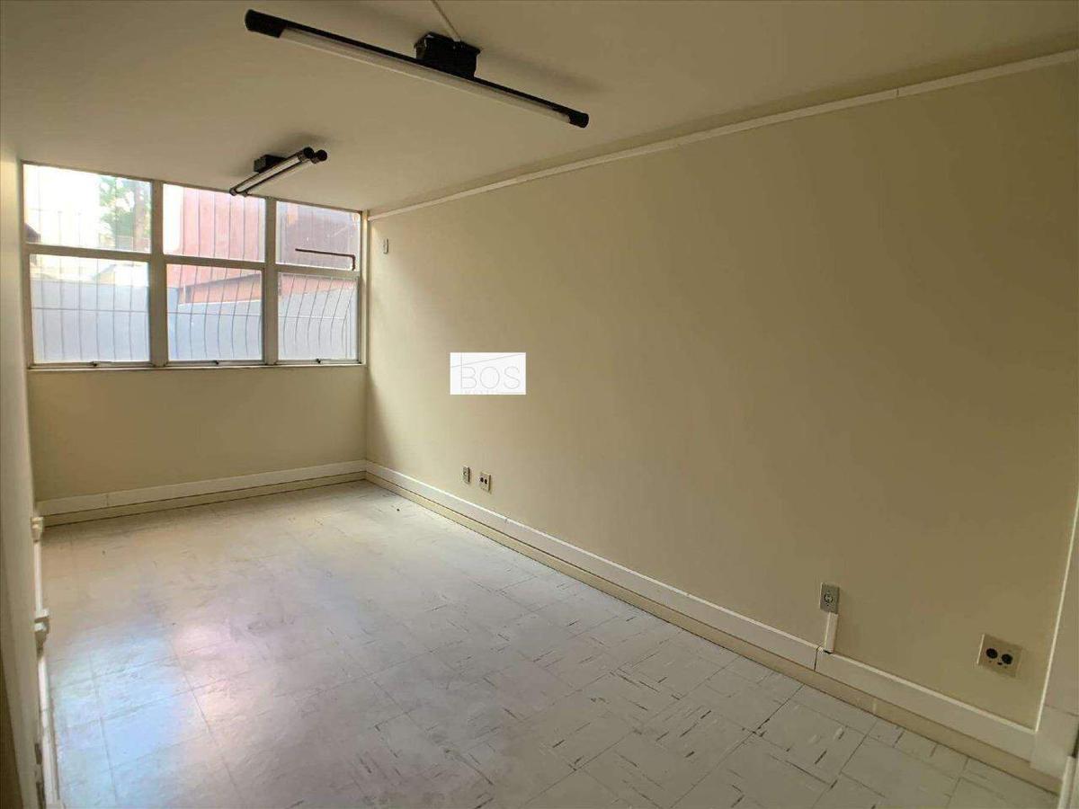 Prédio, Funcionários, 0 Quarto, 14 Vagas
