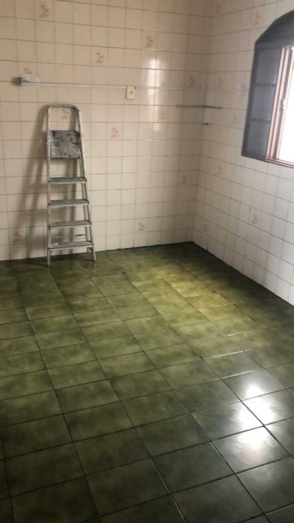Casa, Novo Glória, 5 Quartos, 4 Vagas, 1 Suíte