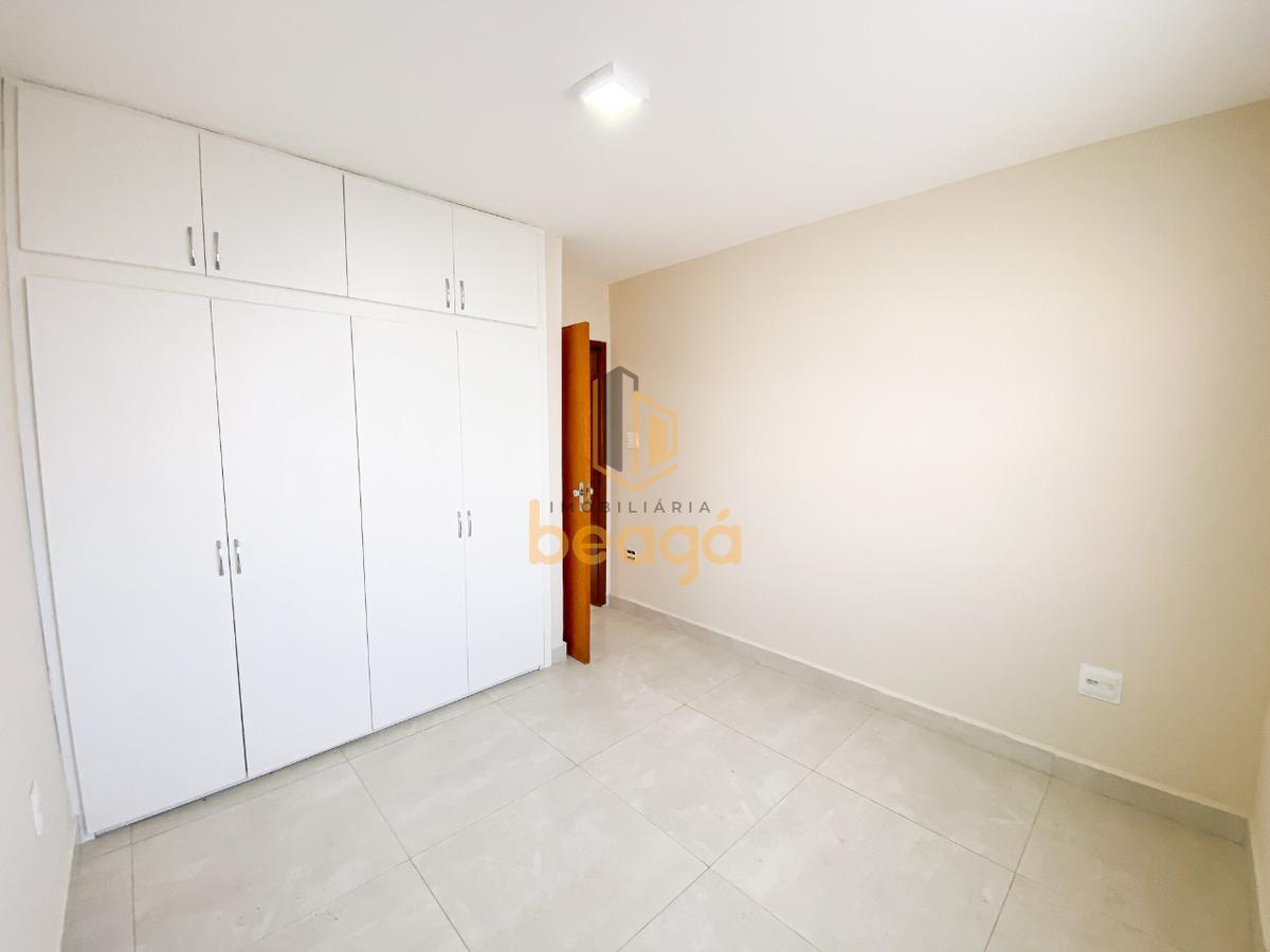 Casa, Santa Terezinha, 3 Quartos, 4 Vagas, 1 Suíte