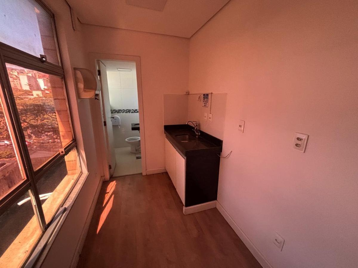 Sala, Santa Efigênia, 0 Quarto, 0 Vaga