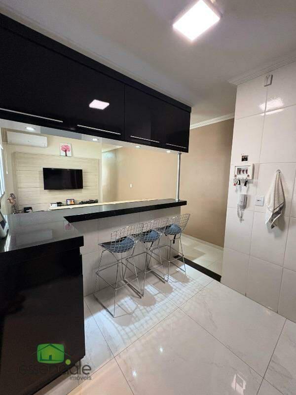 Apartamento, Europa, 2 Quartos, 1 Vaga