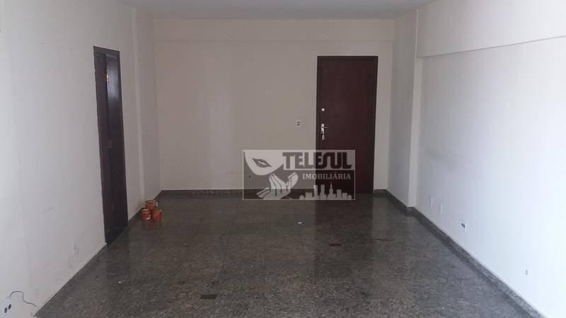 Sala, Centro, 0 Quarto, 0 Vaga