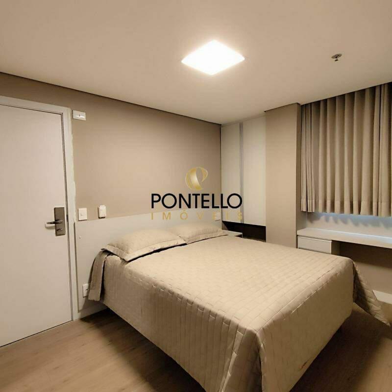 Apartamento, Estoril, 2 Quartos, 1 Vaga, 2 Suítes