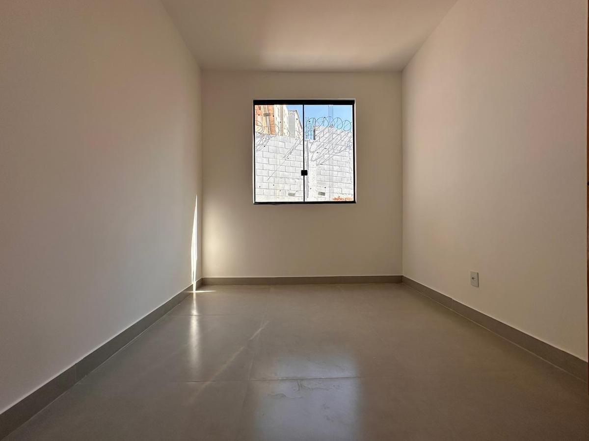 Casa, Manacás, 3 Quartos, 3 Vagas, 1 Suíte