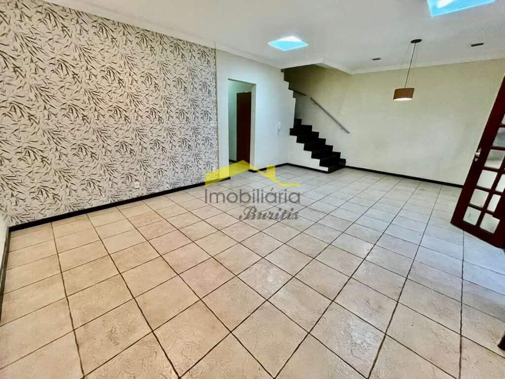 Casa, Buritis, 3 Quartos, 4 Vagas, 1 Suíte