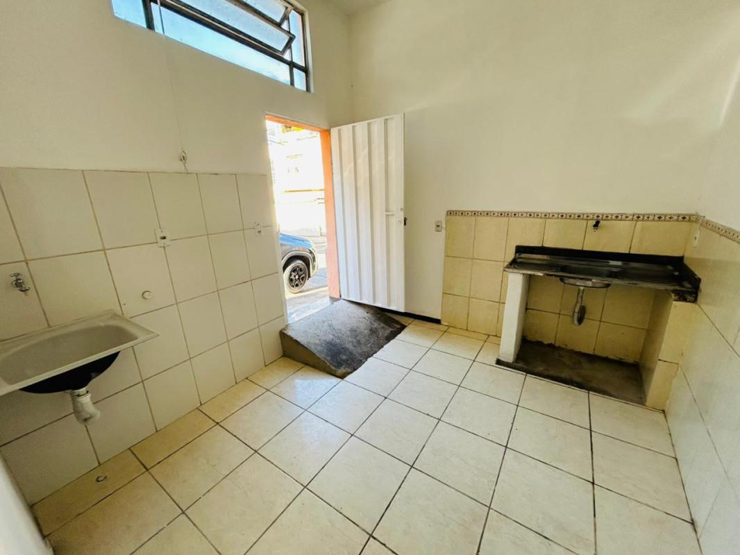 Quitinete, Alto Caiçaras, 1 Quarto, 0 Vaga