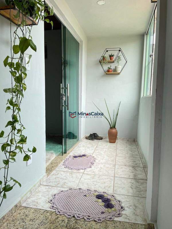 Casa, Giovanini, 4 Quartos, 3 Vagas, 1 Suíte