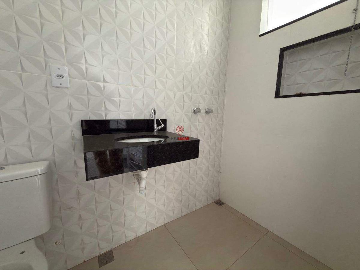 Casa, Novo Horizonte, 3 Quartos, 2 Vagas, 1 Suíte
